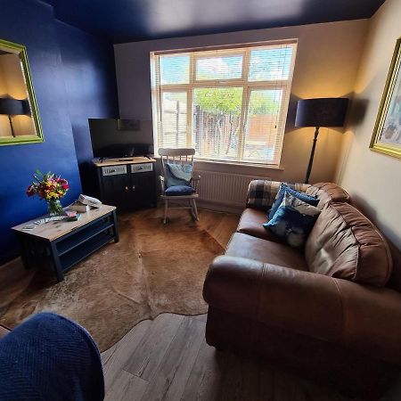 Rumer Hill House A Unique Boutique Styled Place To Stay In Cannock Close To A5 The Mcarthur Glen Outlet Great Wyrley Zewnętrze zdjęcie