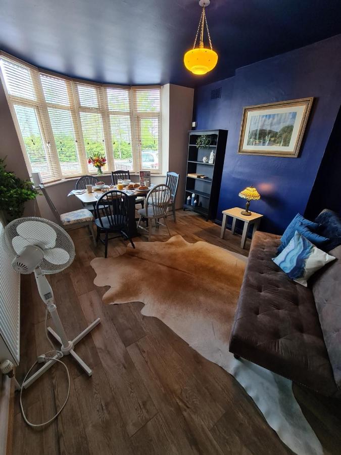 Rumer Hill House A Unique Boutique Styled Place To Stay In Cannock Close To A5 The Mcarthur Glen Outlet Great Wyrley Zewnętrze zdjęcie